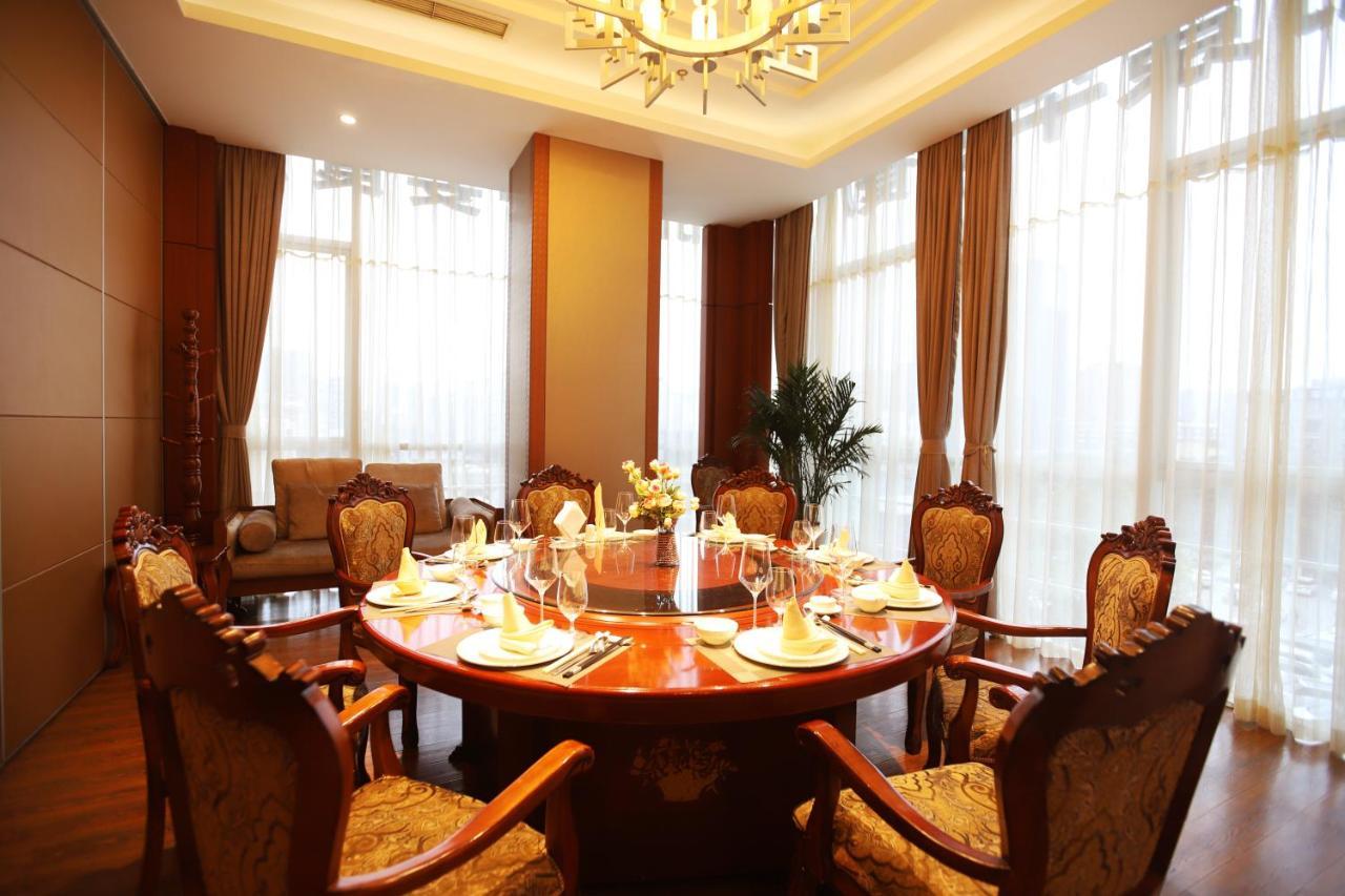 United Kingson Hotel Ченду Екстер'єр фото